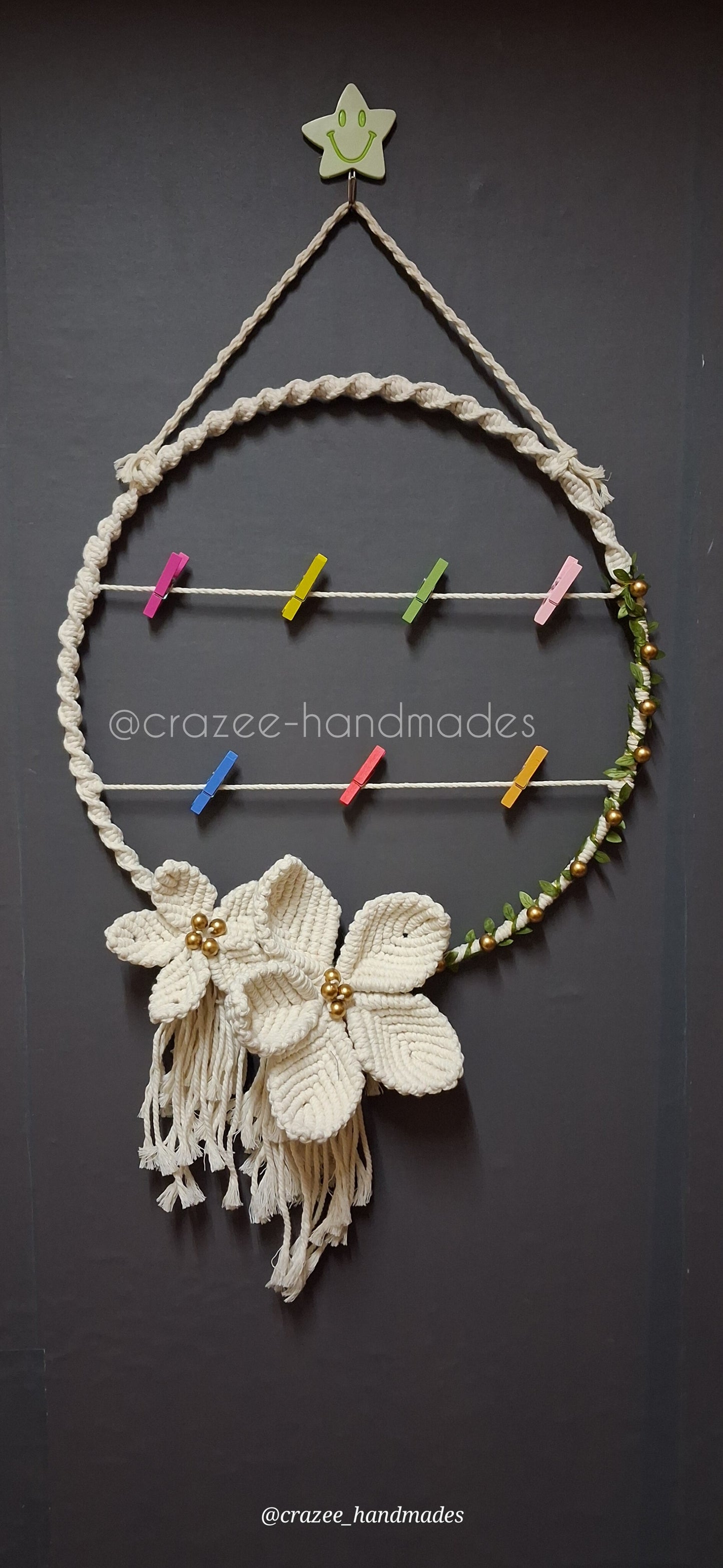 Macrame photo holder
