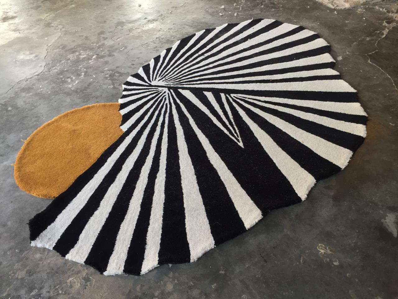 Primium Hand tufted rugs carpets size 5×8