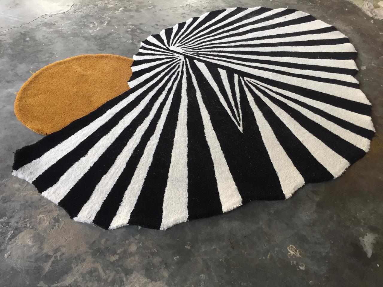 Primium Hand tufted rugs carpets size 5×8
