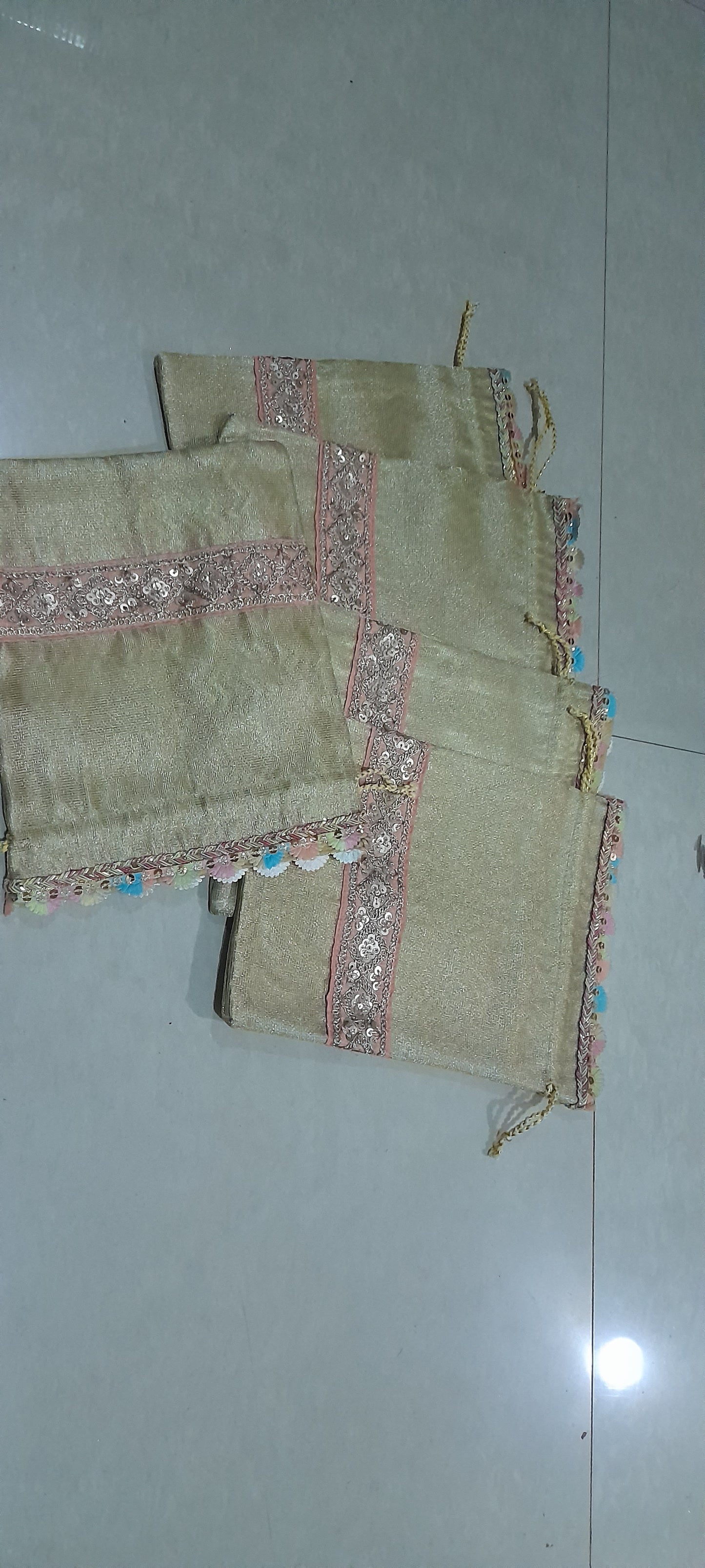Clothes bags