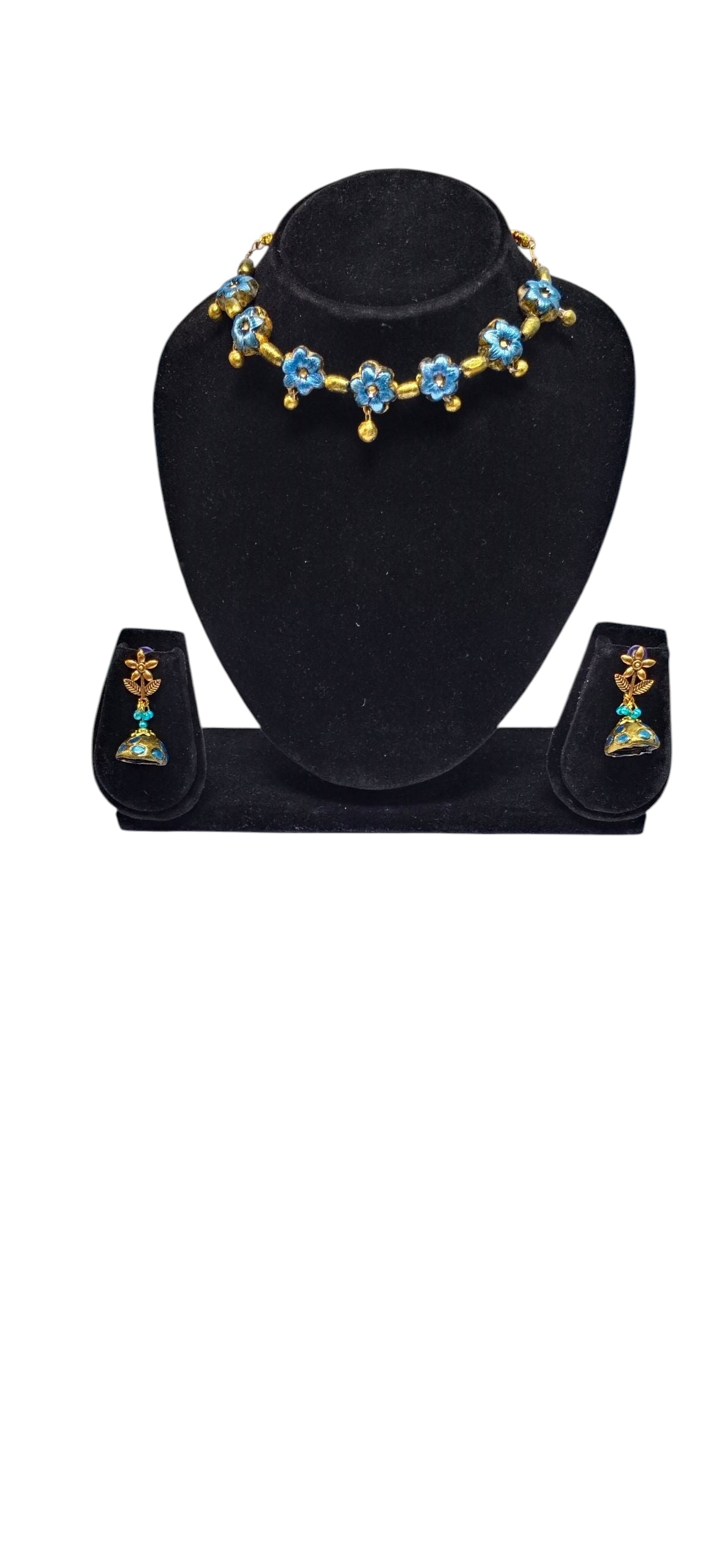 Handmade Blue Coloured Necklace And Jumkhas Set