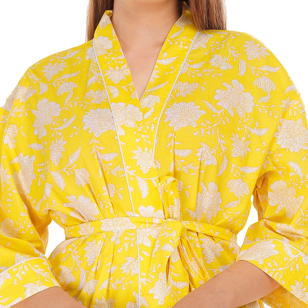 
                  
                    Floral Pattern Kimono Robe Long Bathrobe For Women (Yellow)
                  
                