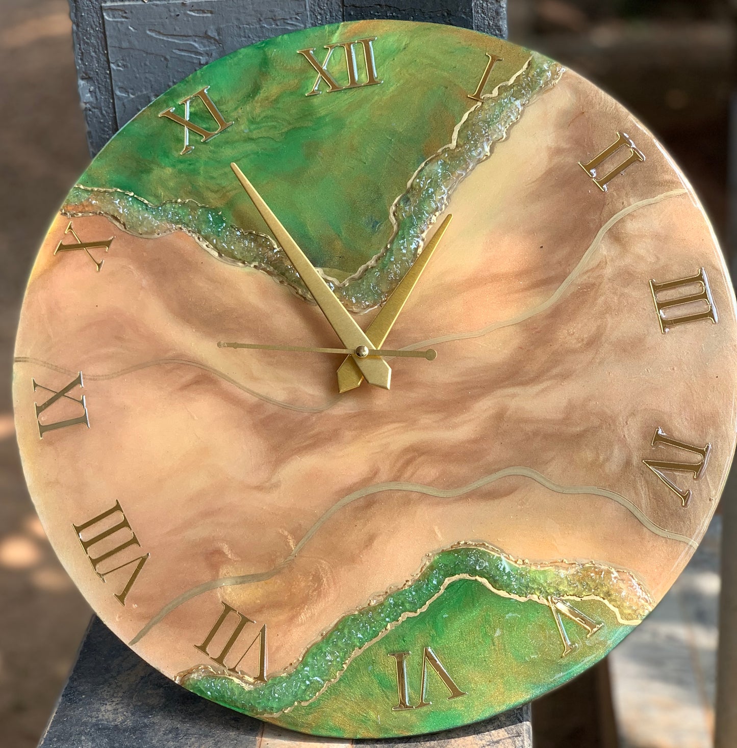 Resin wall clock