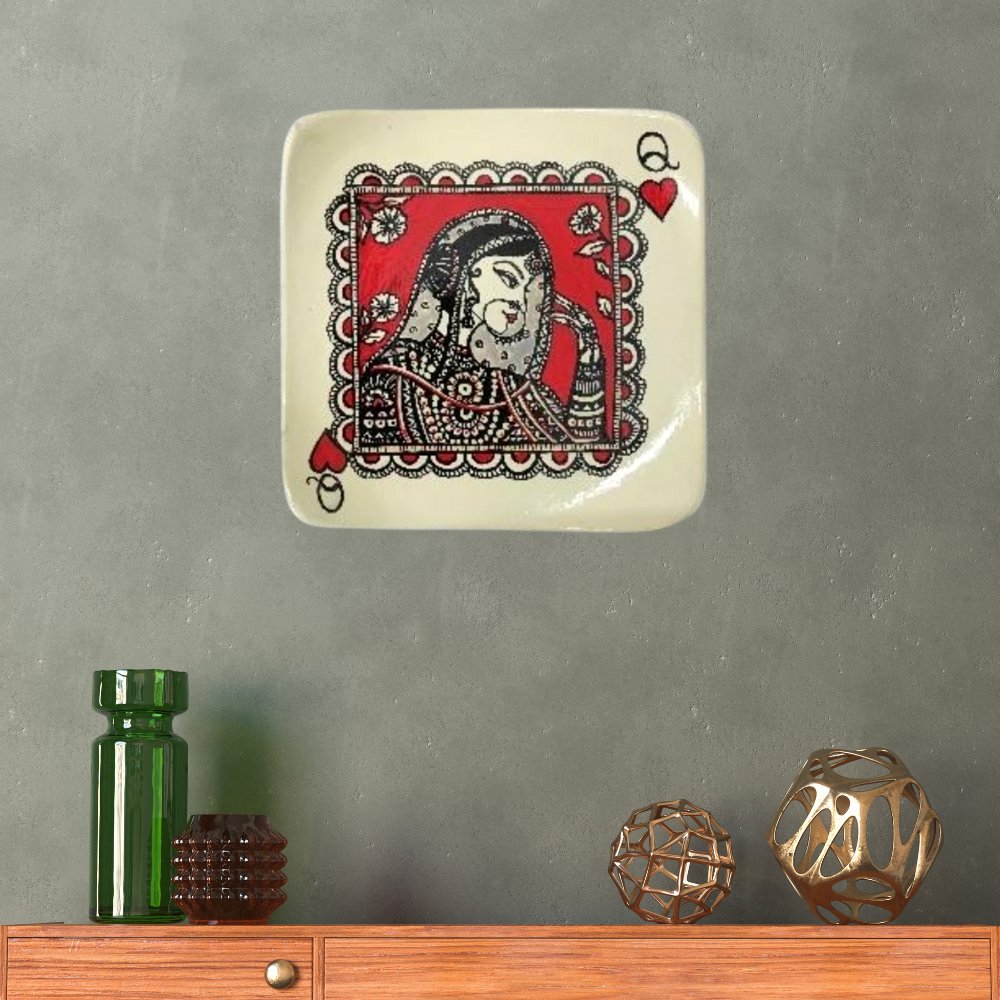 Rang Sang Queen of Hearts Potrait - Kreate- Wall Decor
