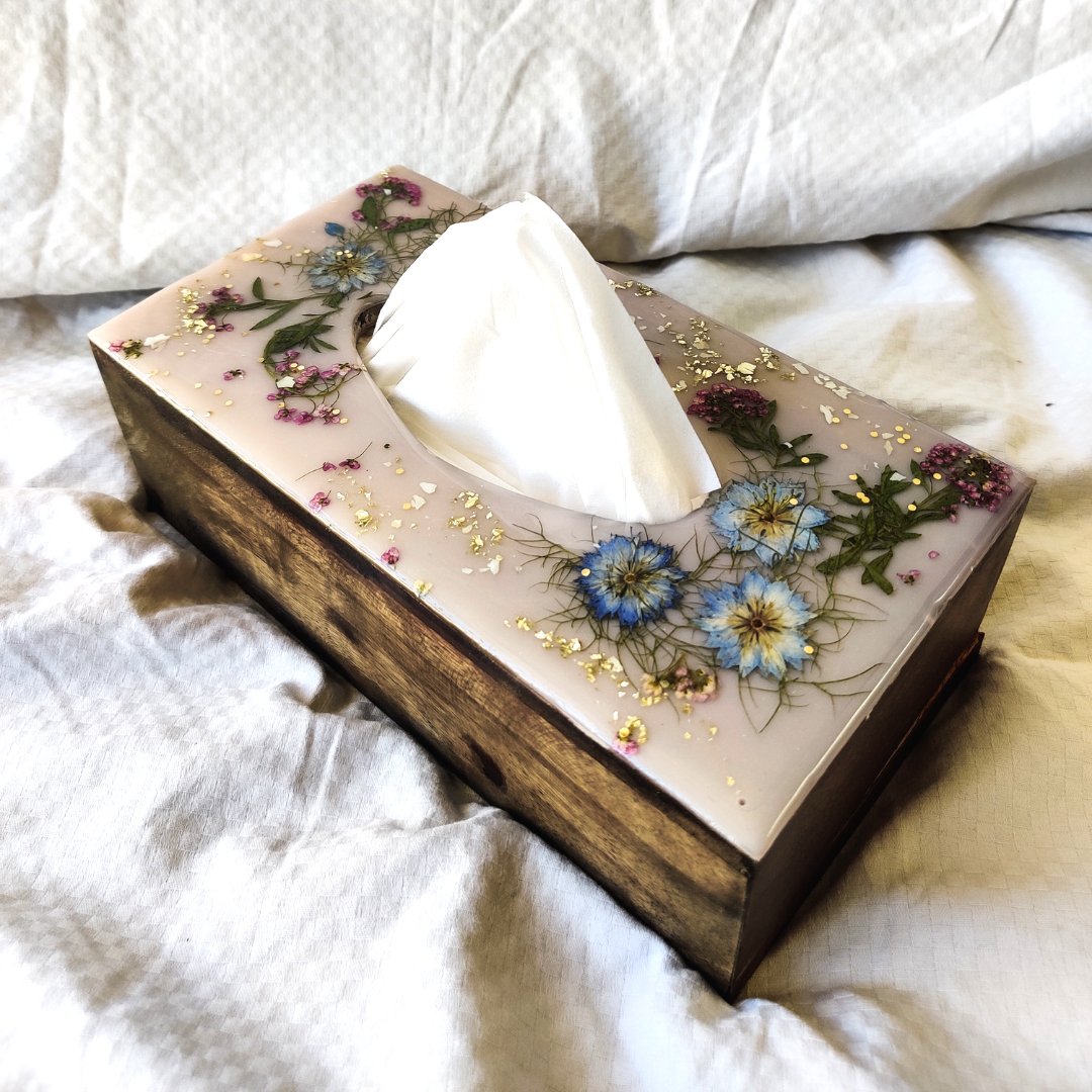 Resin Tissue Holder - Flora Sense - Kreate- Table Decor