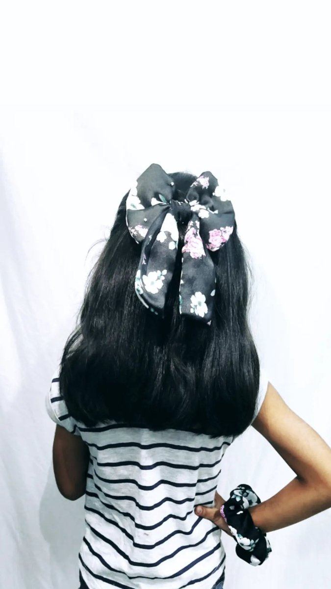Sailor Bow Hair Clip - Kreate- Clips