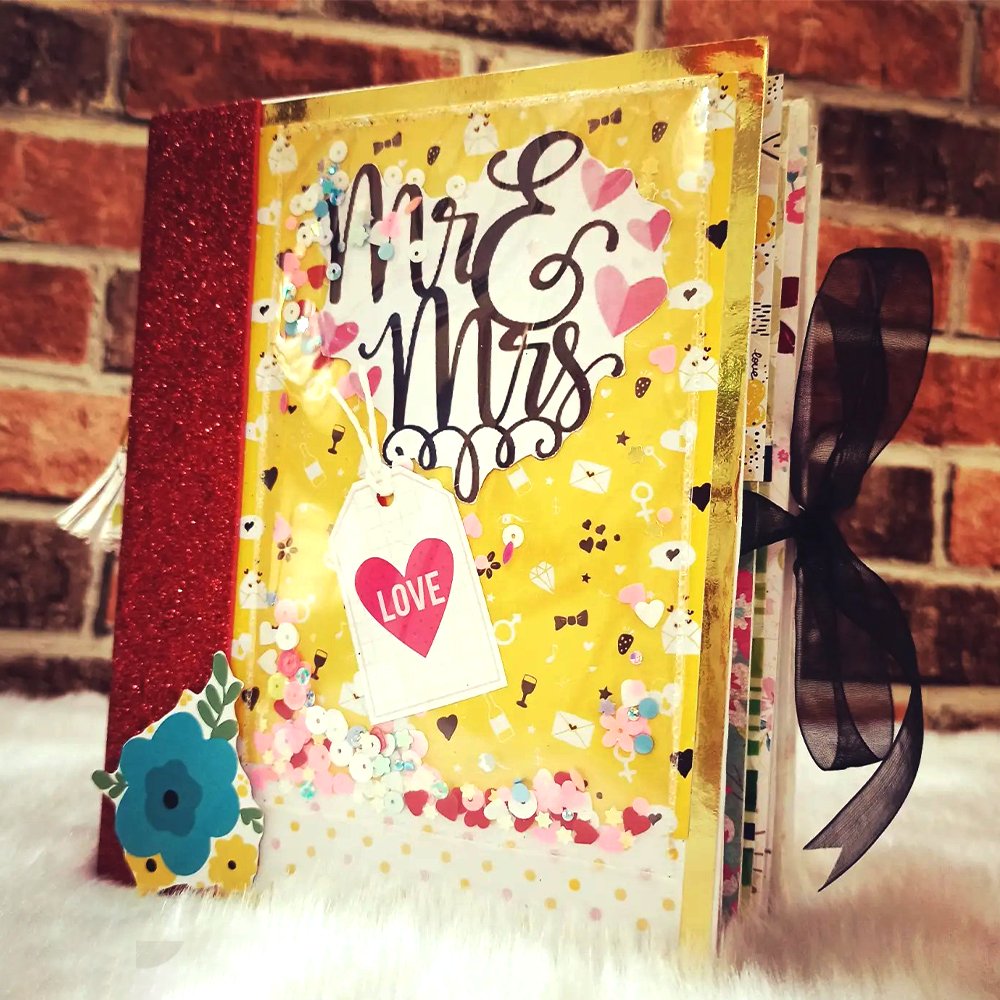 Scrapbook - Mr. & Mrs. - Kreate- Scrapbook