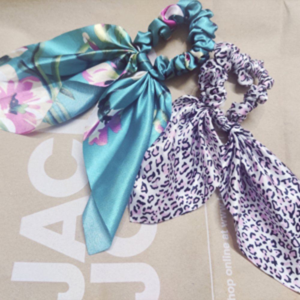 Scrunchies with Tail - Kreate- Scrunchies