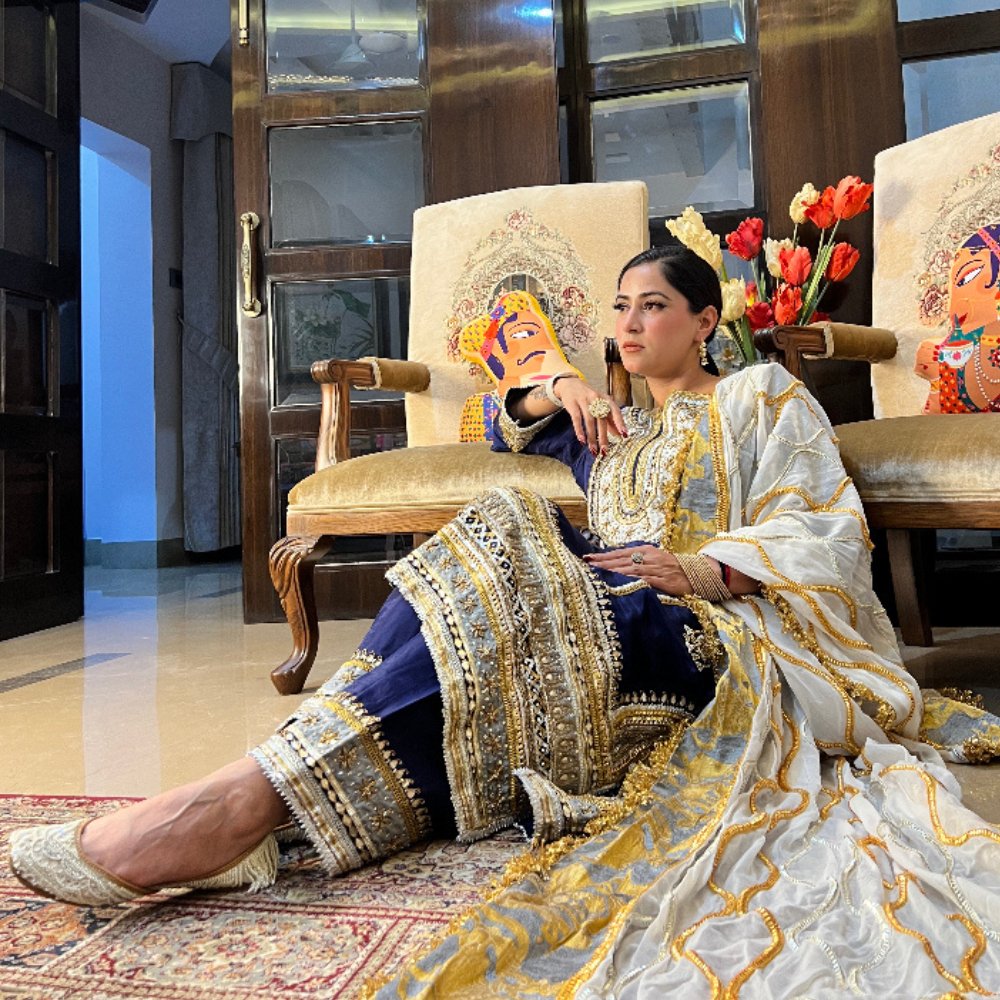 Shahi Dogri Suit Set with Dupatta - Kreate- Kurtis & Salwar Suits