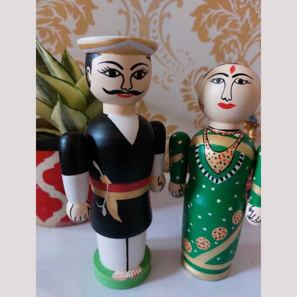 Siragugal Channapatna Wooden Raja Rani Dolls - Kreate- Table Decor