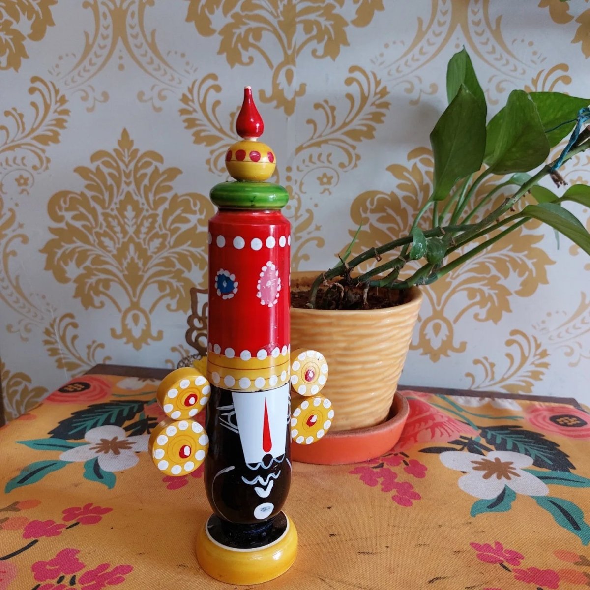 Siragugal Handmade Wooden Balaji - Kreate- Table Decor