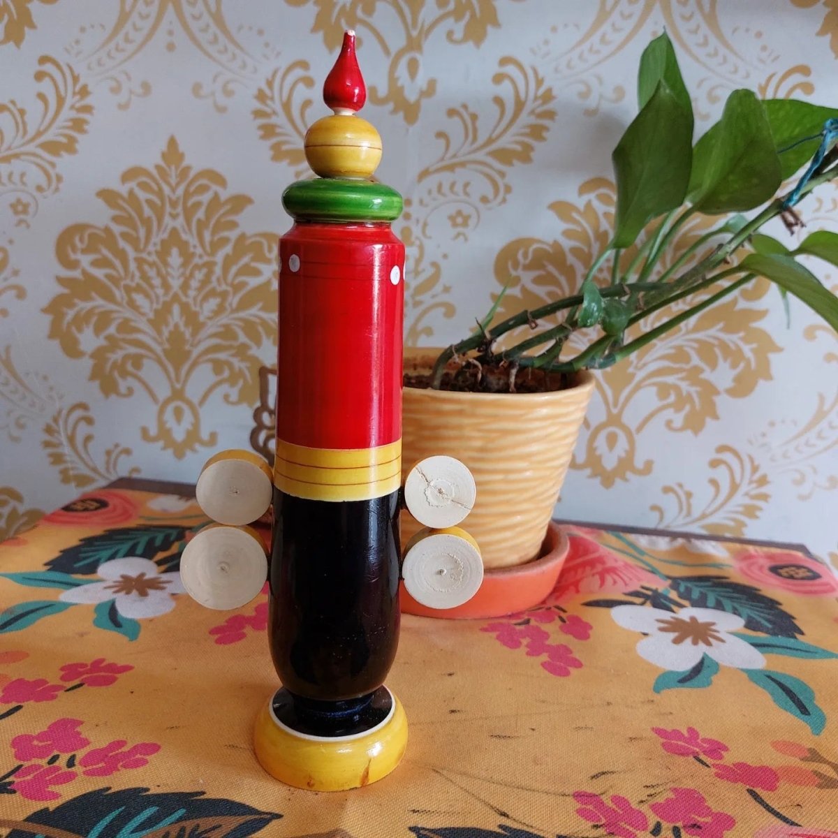 Siragugal Handmade Wooden Balaji - Kreate- Table Decor