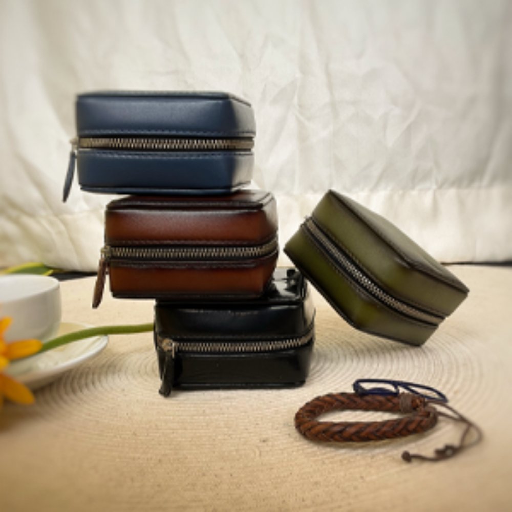 Square Compact - Kreate- Clutches & Wallets