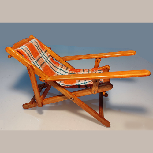 Easy Chair Miniature (Charukasera)