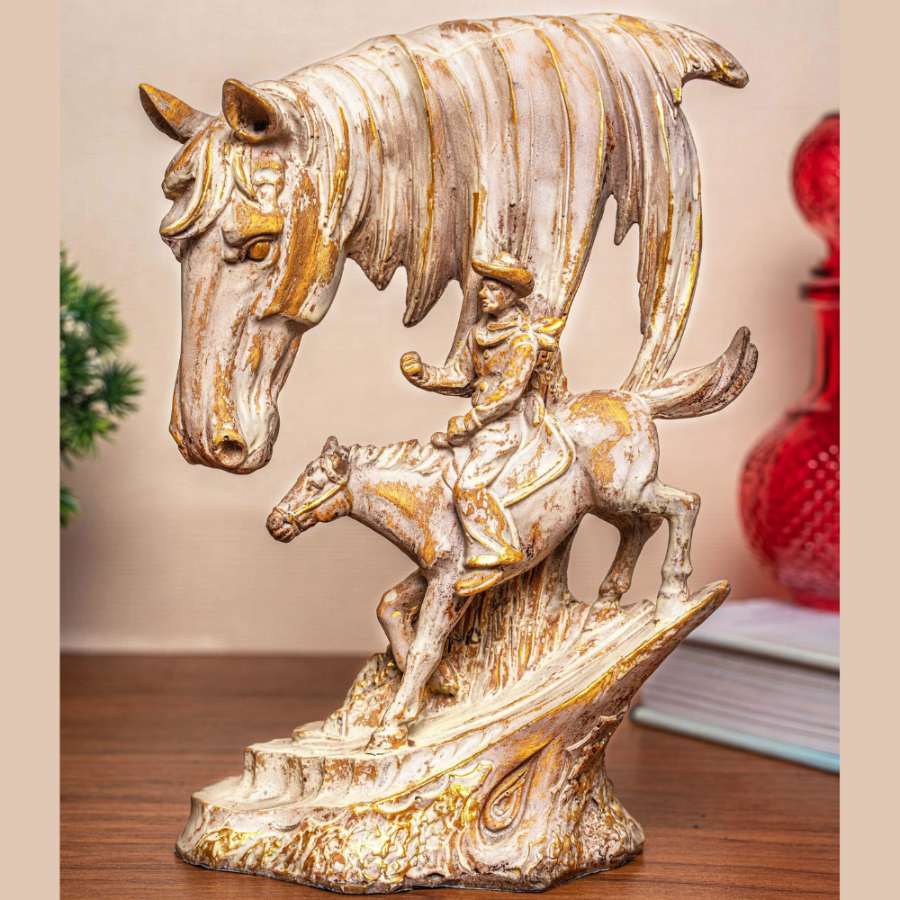 Horseman Showpiece