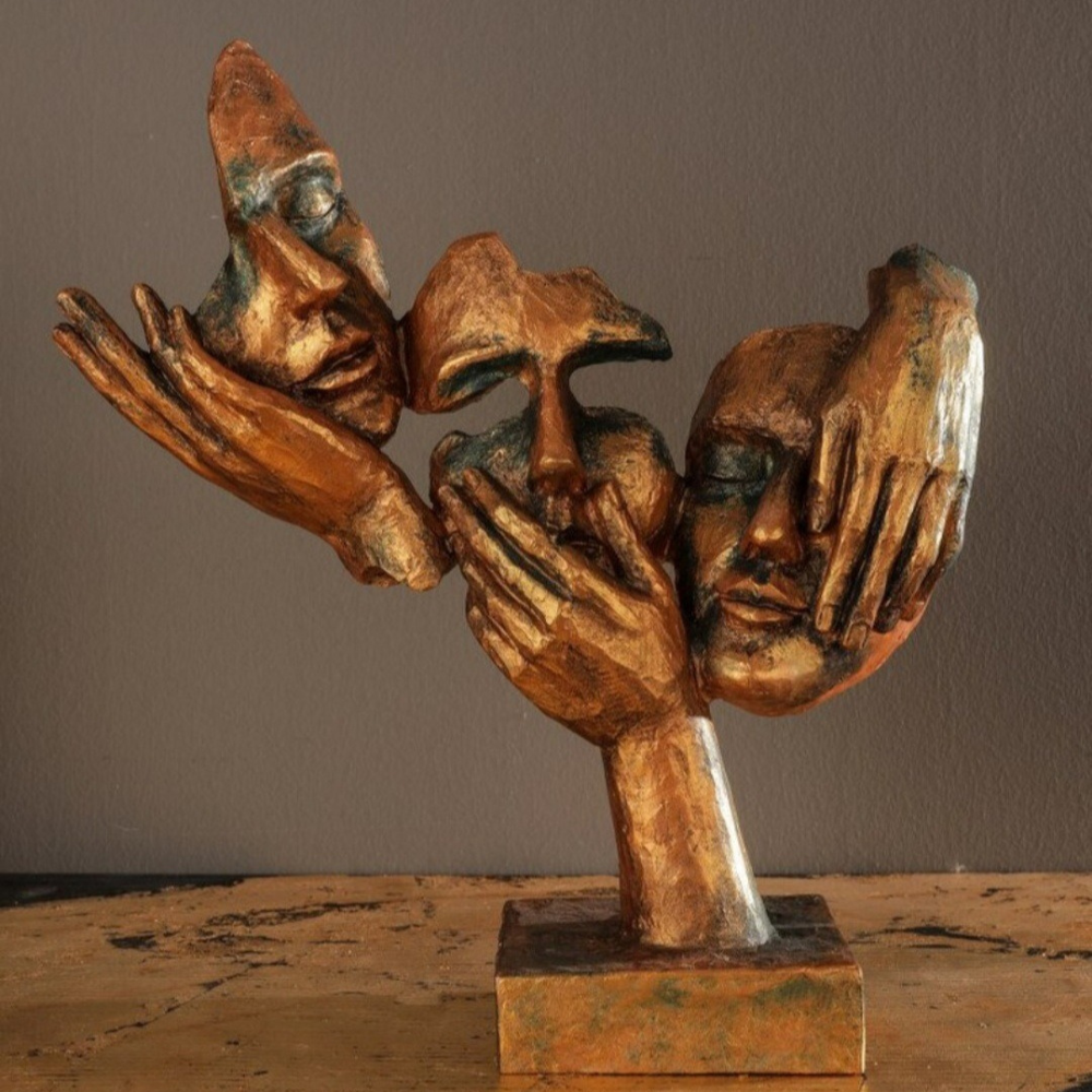 Hand-Face Statue (Modern-Art)