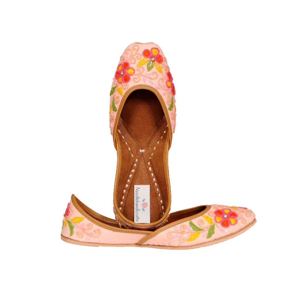 Handcrafted Juttis
