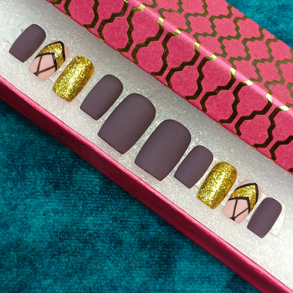 Press On Nails Set (Set of 10)