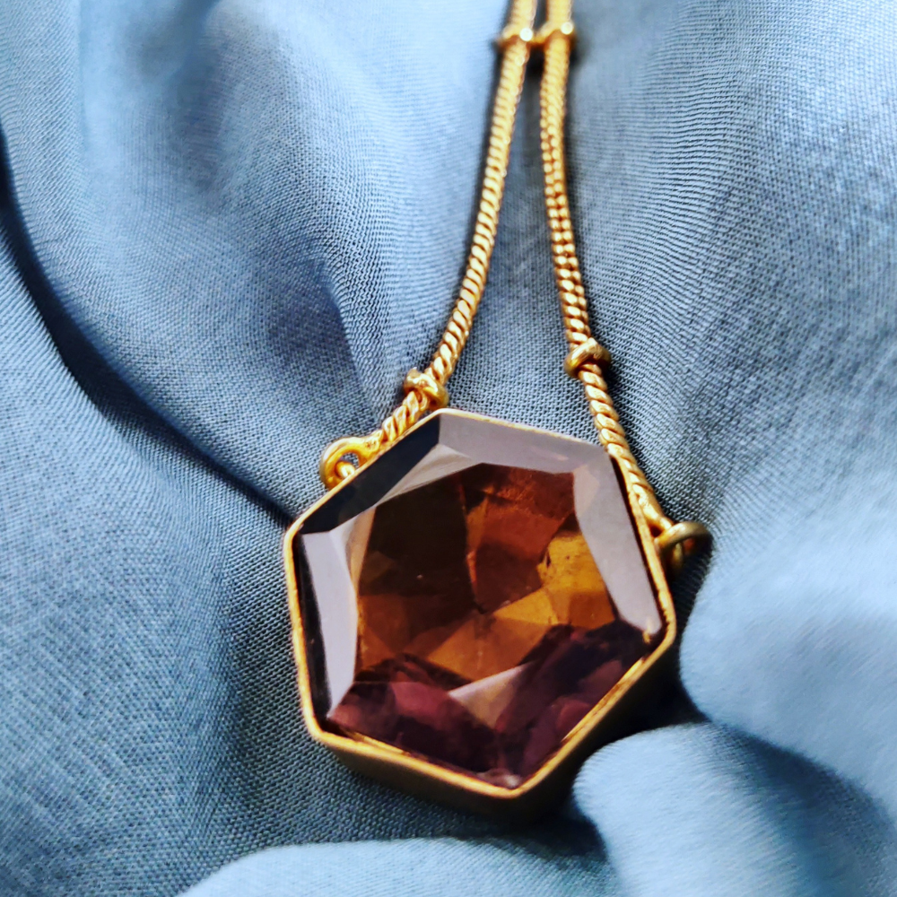 Hexa Smoky Pendant