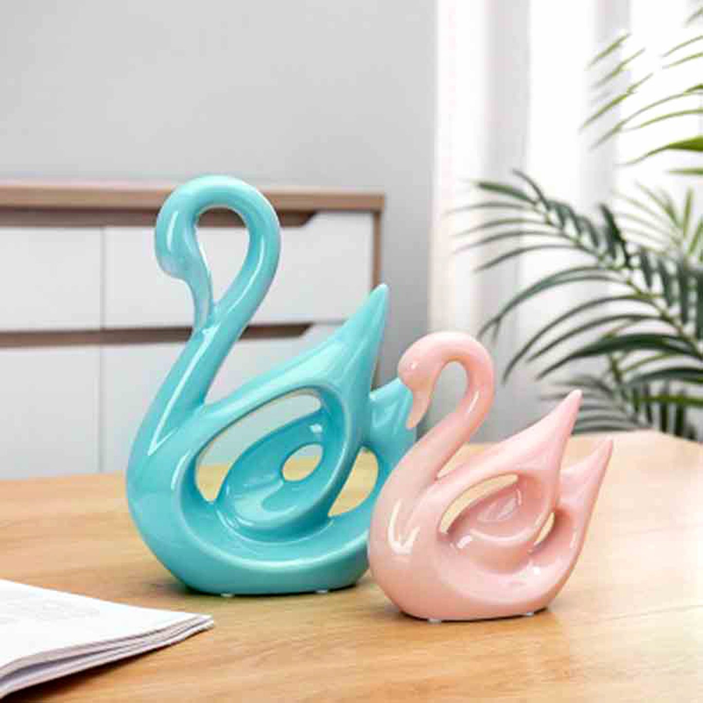 Swan Couple Showpieces (Set of 2)