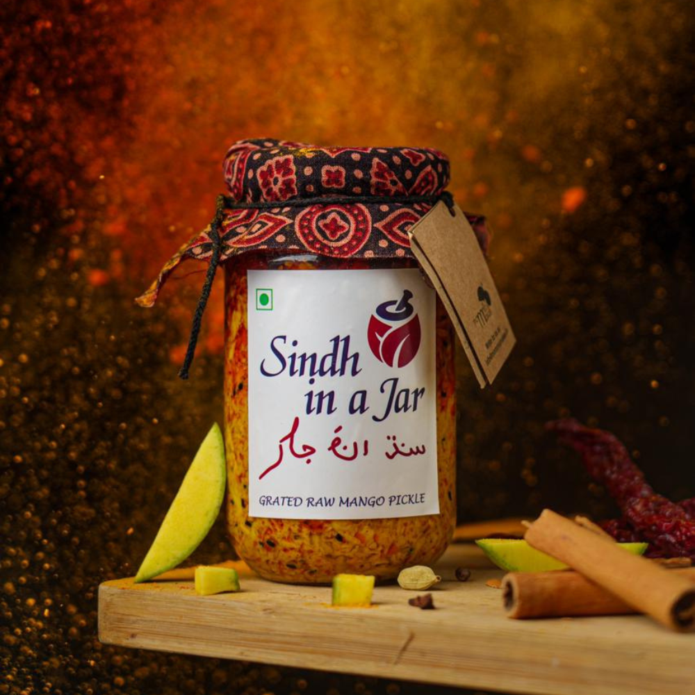 Momma Makes Grated Raw Mango Pickle (350g)