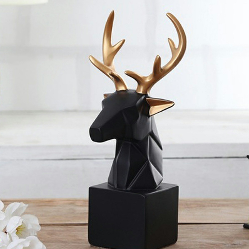 Deer Couple Showpieces (Set of 2)