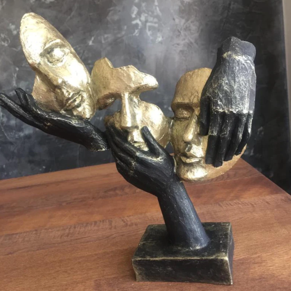 Hand-Face Statue (Modern-Art)