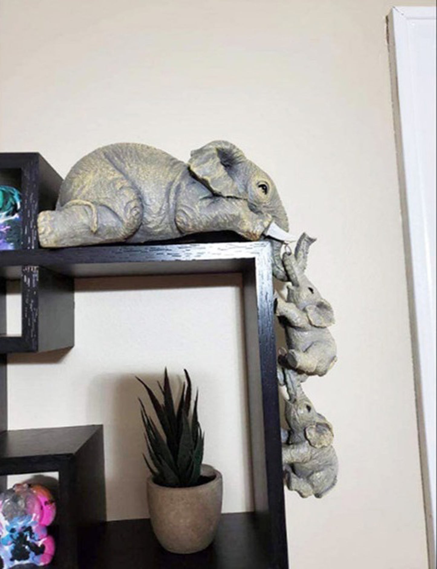 Elephant Family Showpiece