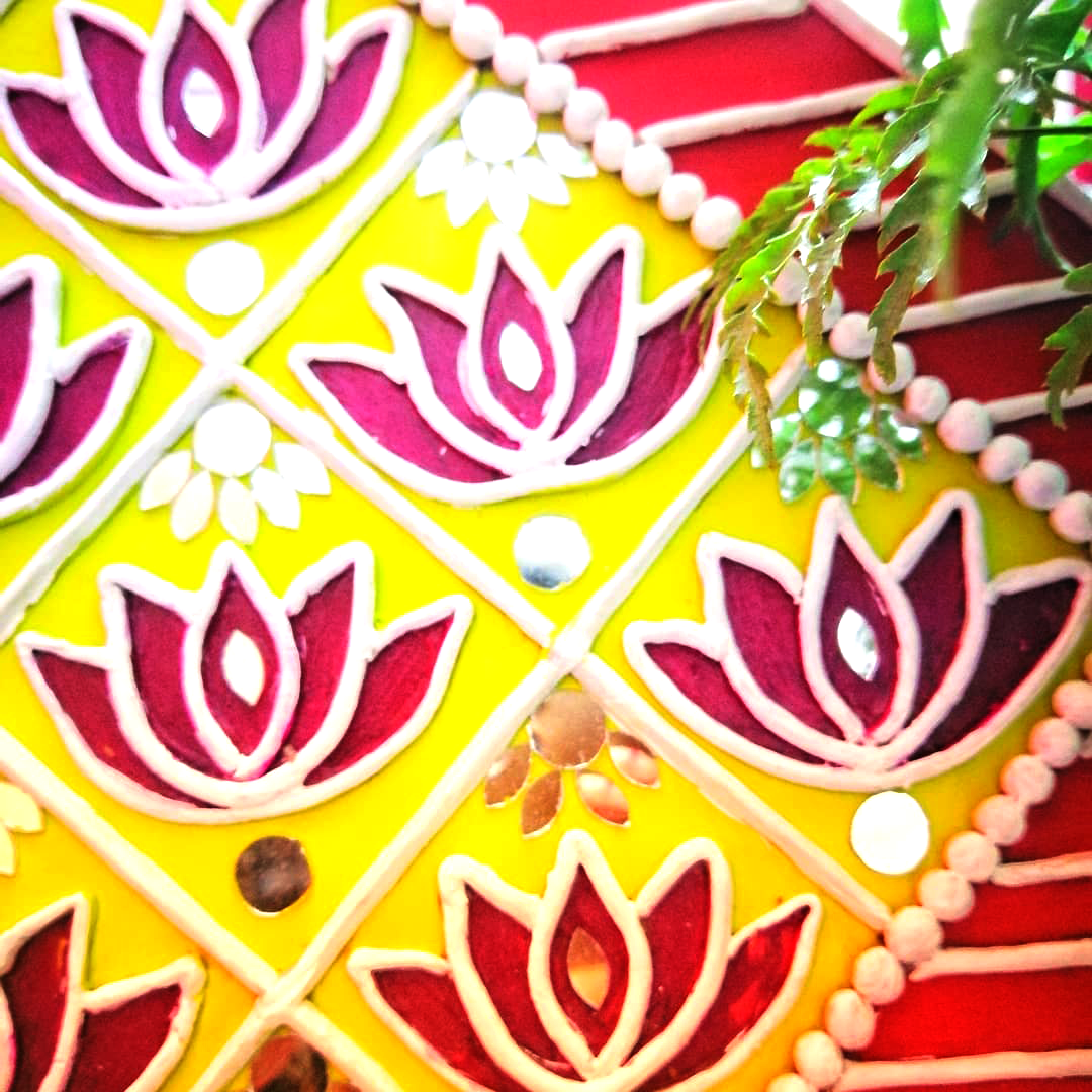 Lotus Lippan Art