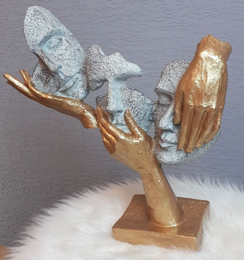 Hand-Face Statue (Modern-Art)