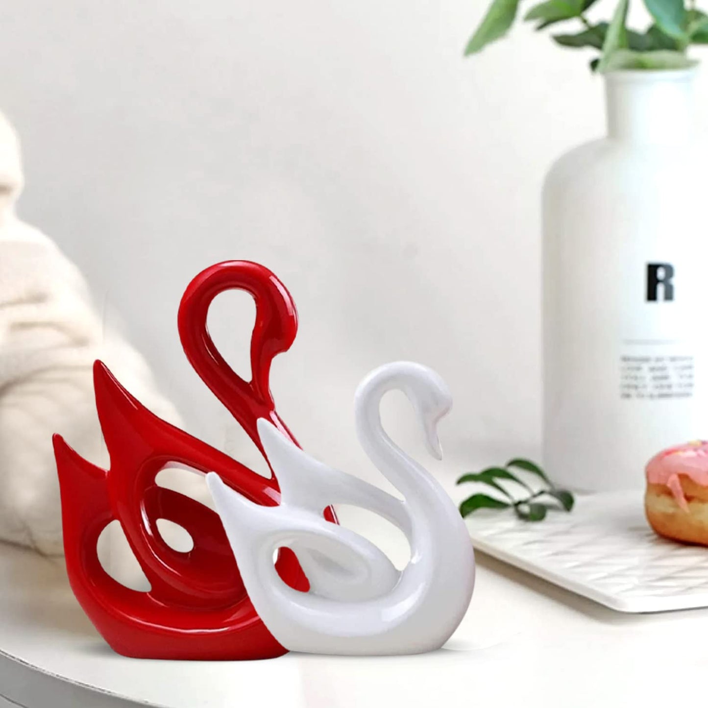 Swan Couple Showpieces (Set of 2)