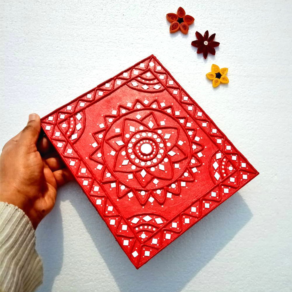 Lippan Art Wall Hanging (Red)