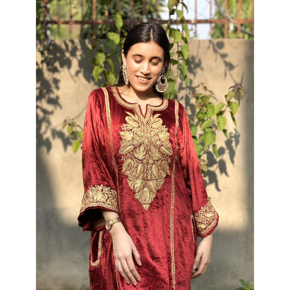Kashmir Weaves Red Phiran