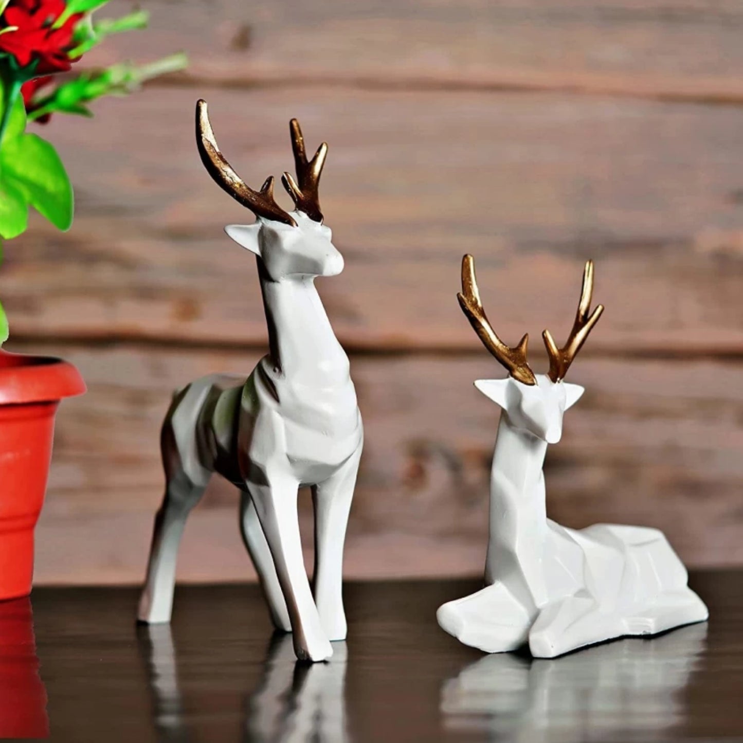 Deer Pair Showpieces (Set of 2)