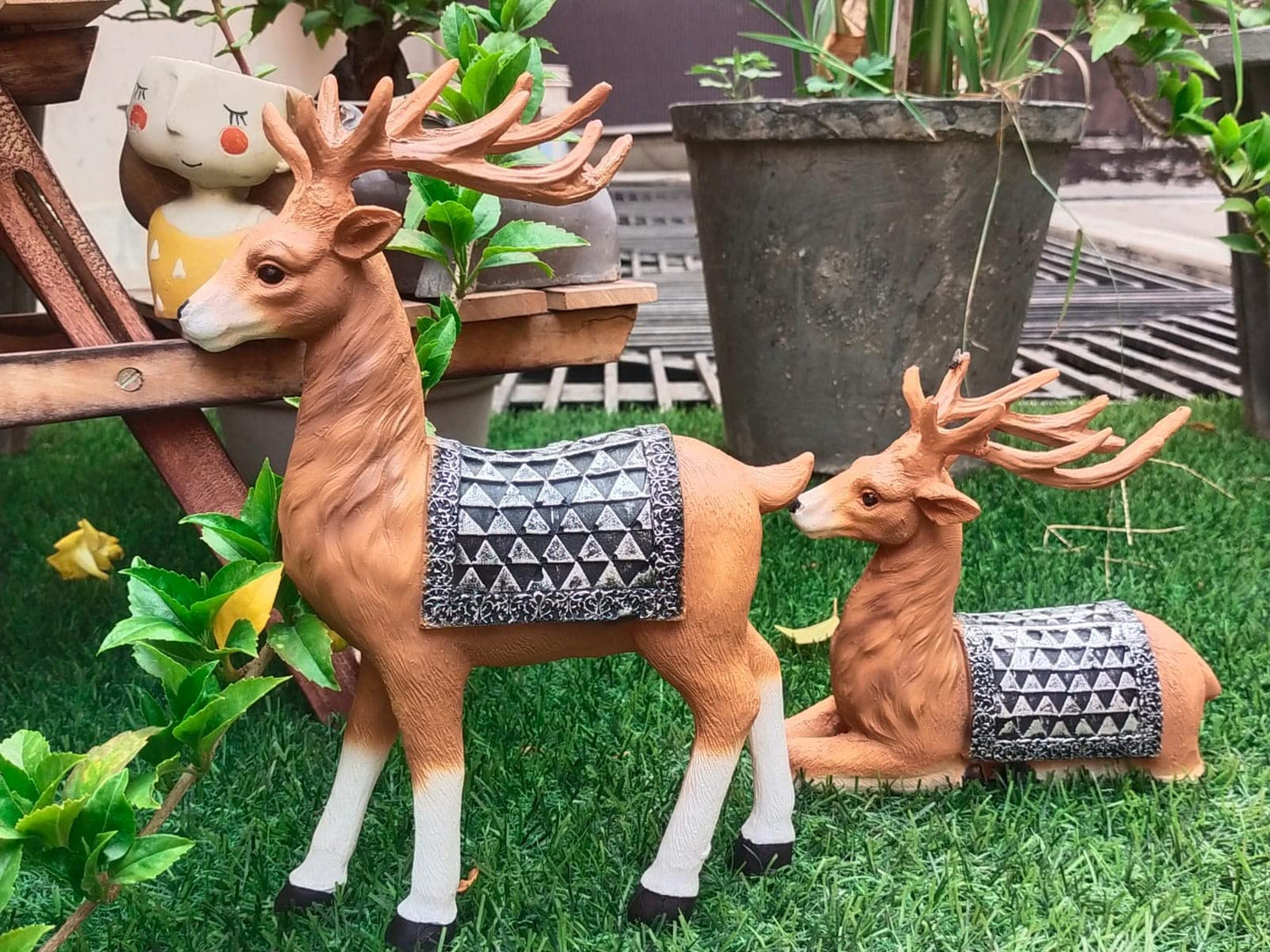 Deer Pair Showpieces (Set of 2)