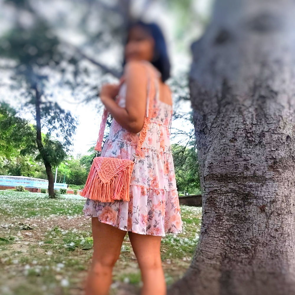 Macrame Sling Bag - Peaches