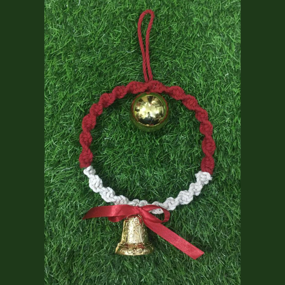 Macrame Christmas Wreath (White)