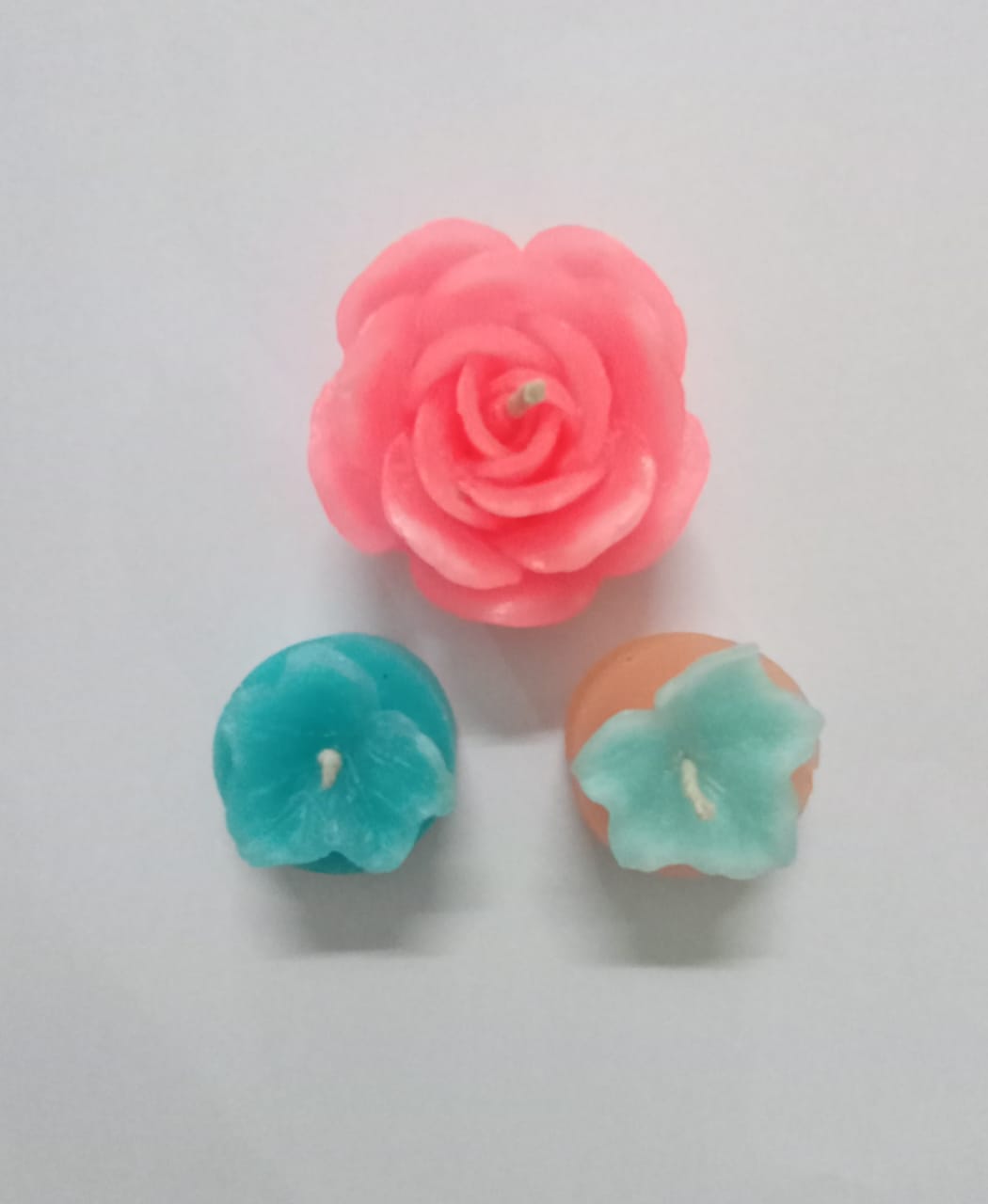 Fragrant Mosquito Repellent Designer Candles (Pack of 3)
