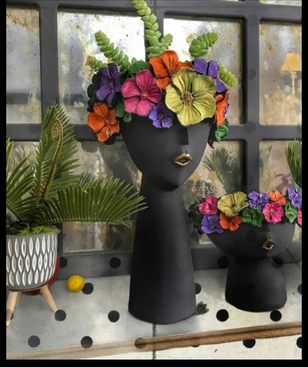 Charming Lady Planters