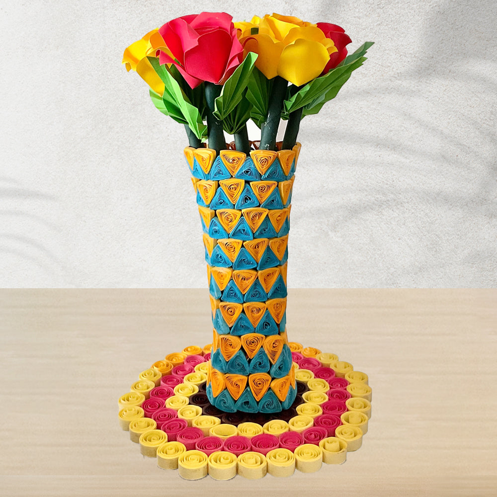 Paper Quilling Flower Vase