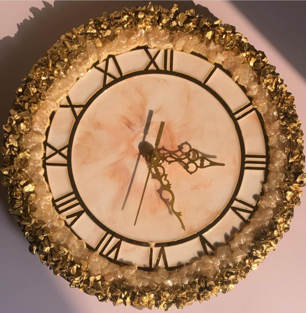 Classy Geode Marble Themed Wall Clock