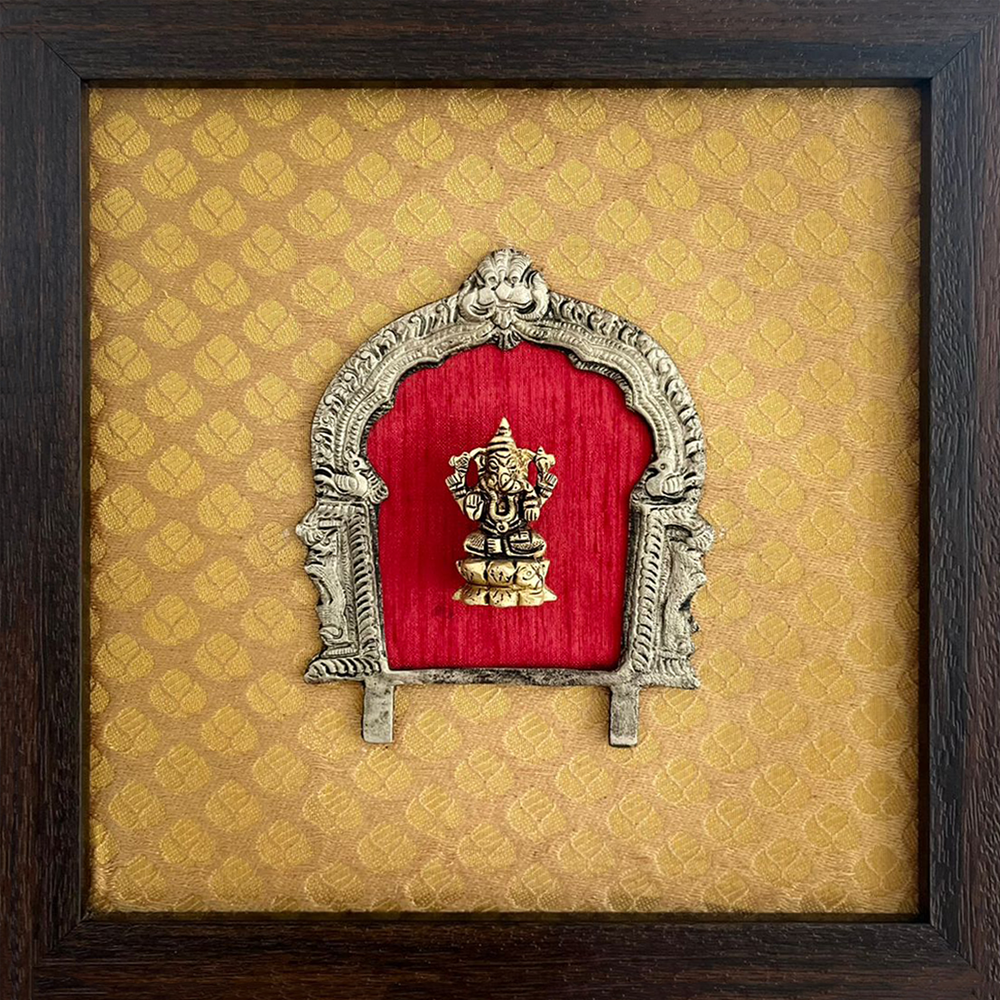 Ganesha in Red and Prabhavali