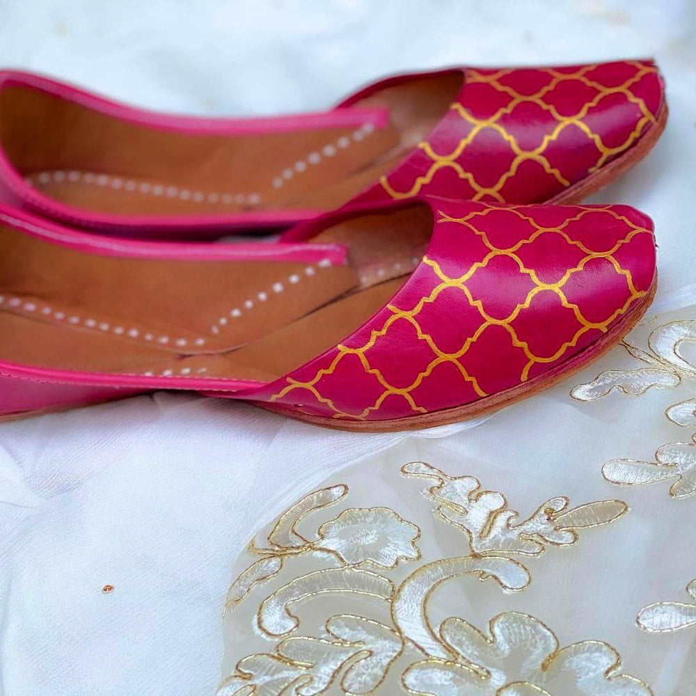 Floral Blast Jutti