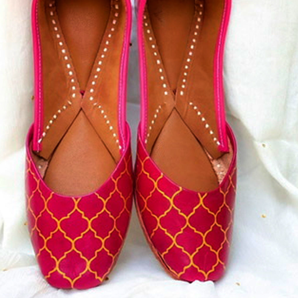 Floral Blast Jutti