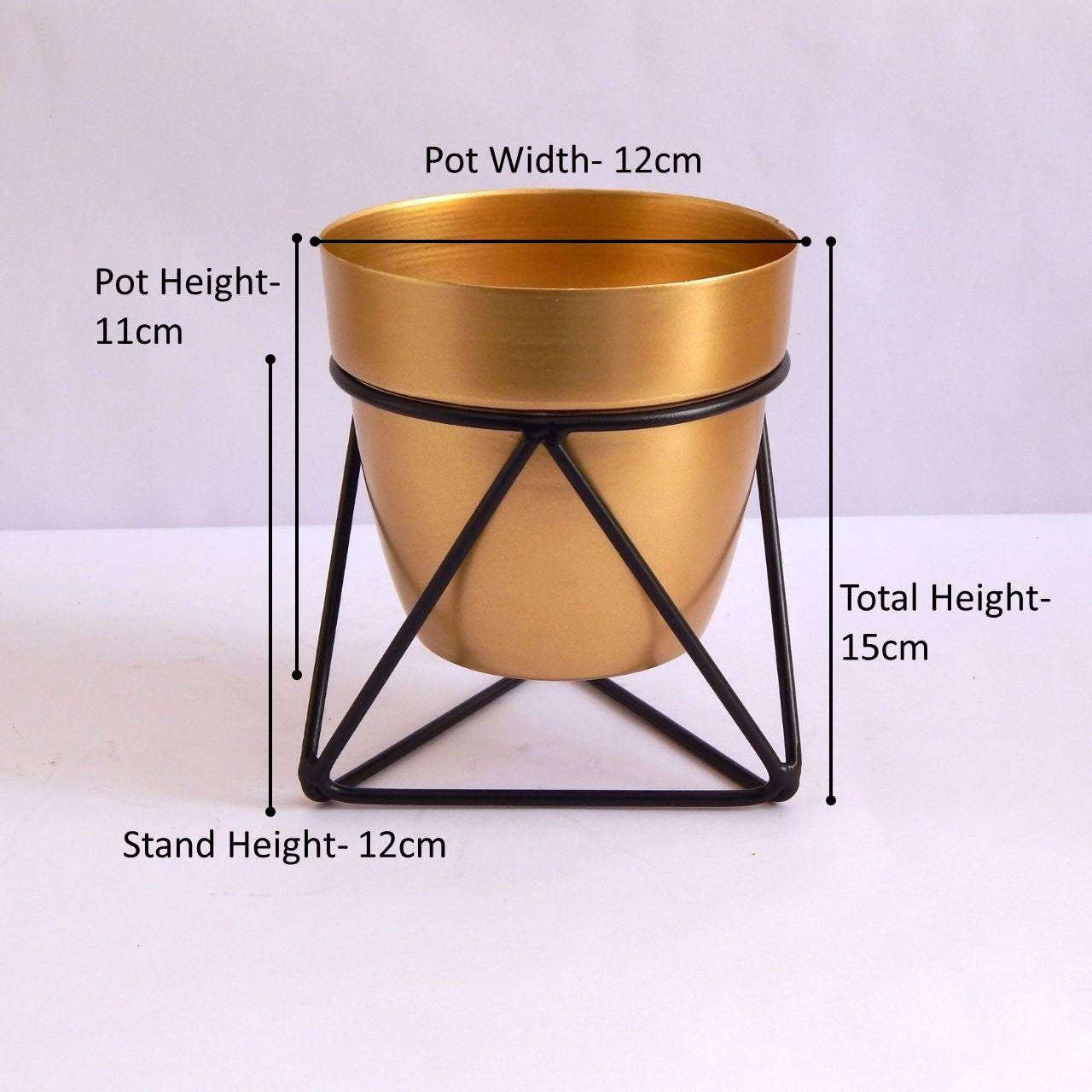 ecofynd Noa Gold Metal Planter Pot with Black Stand
