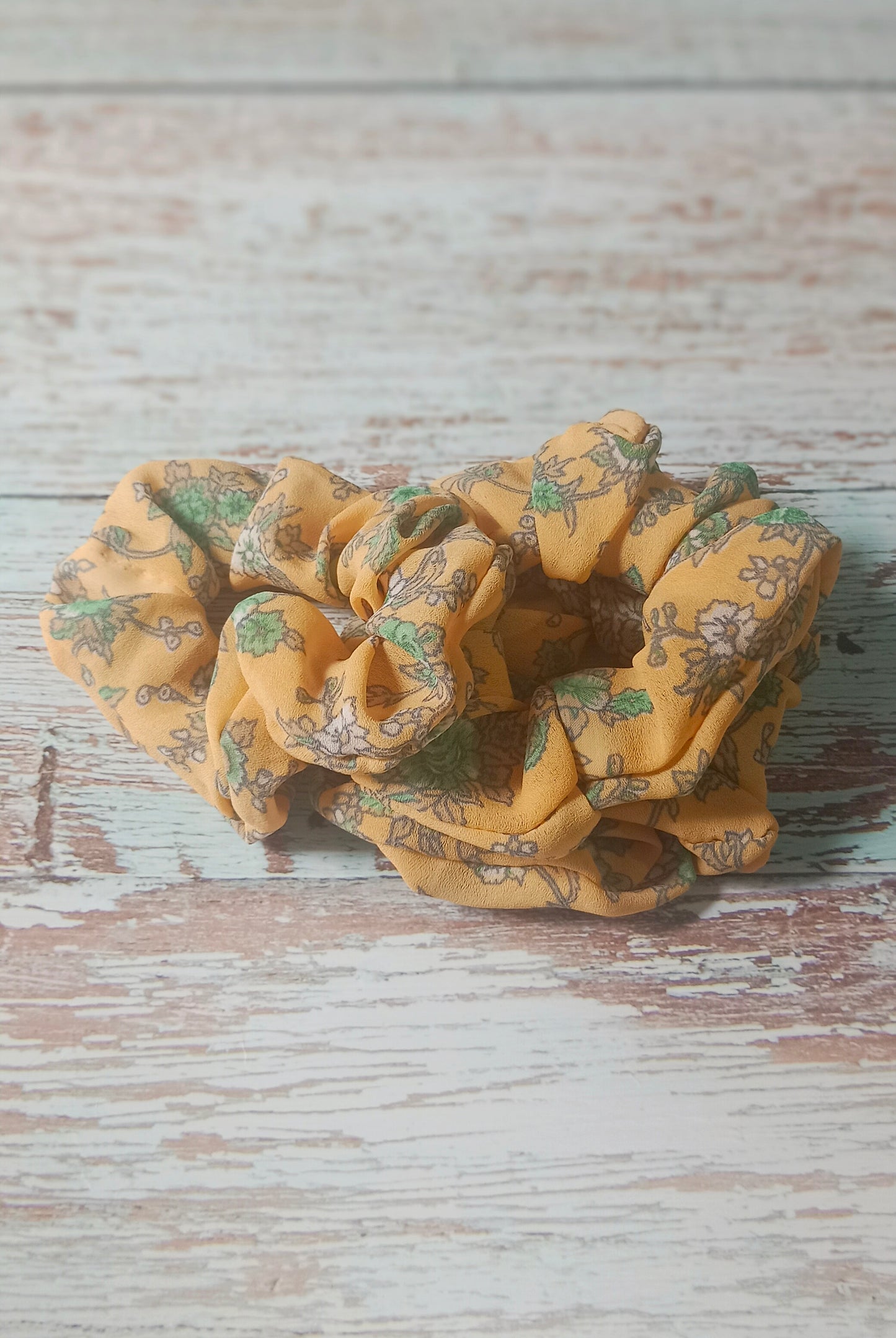 
                  
                    Fabric scrunchie
                  
                