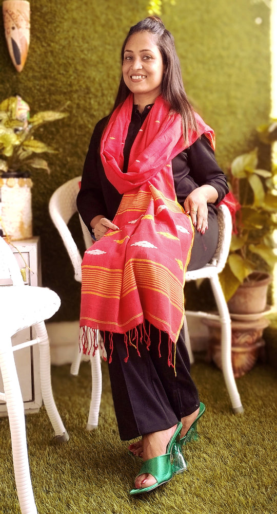 
                  
                    LAALIN ~ Handwoven Pure Jamdani Designer Stole...a Classic Style Statement.
                  
                