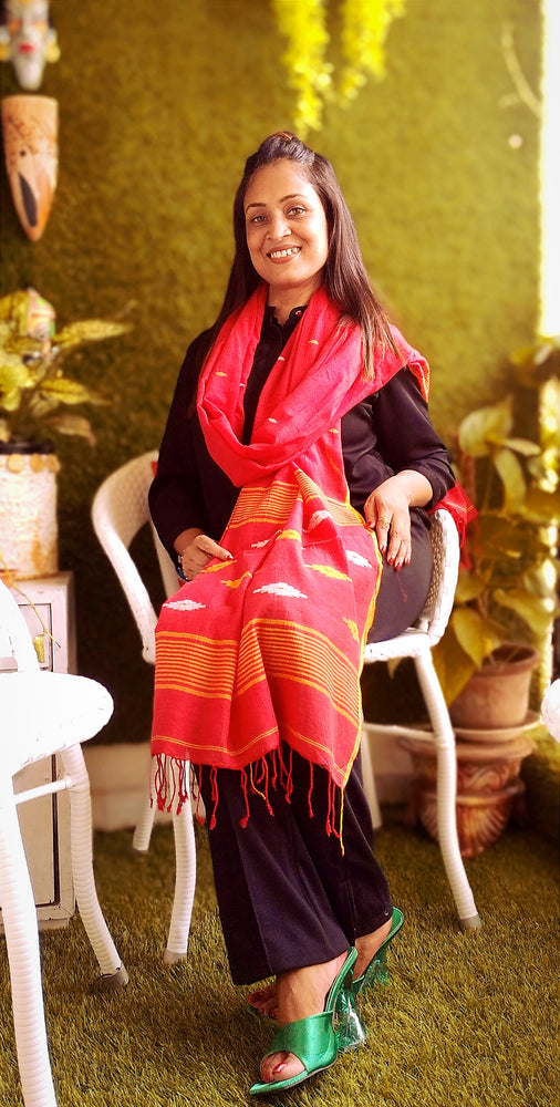 
                  
                    LAALIN ~ Handwoven Pure Jamdani Designer Stole...a Classic Style Statement.
                  
                