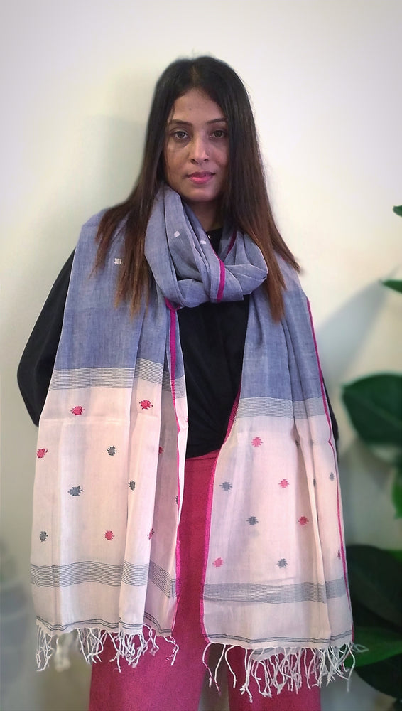 
                  
                    INANNA~ Handwoven Pure Jamdani Designer Stole-Your Fashionable Accessory
                  
                