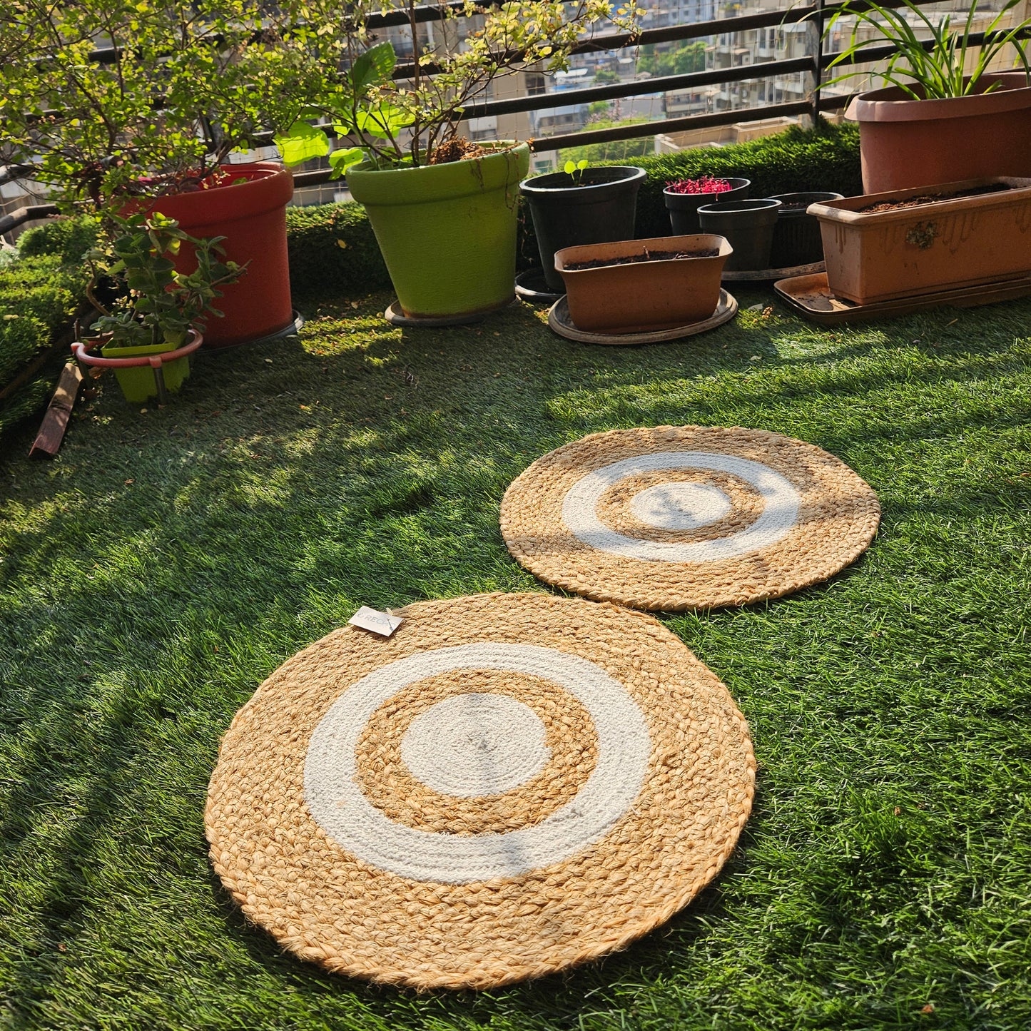 
                  
                    Dining Mat round white and jute- Set of 2 mats
                  
                